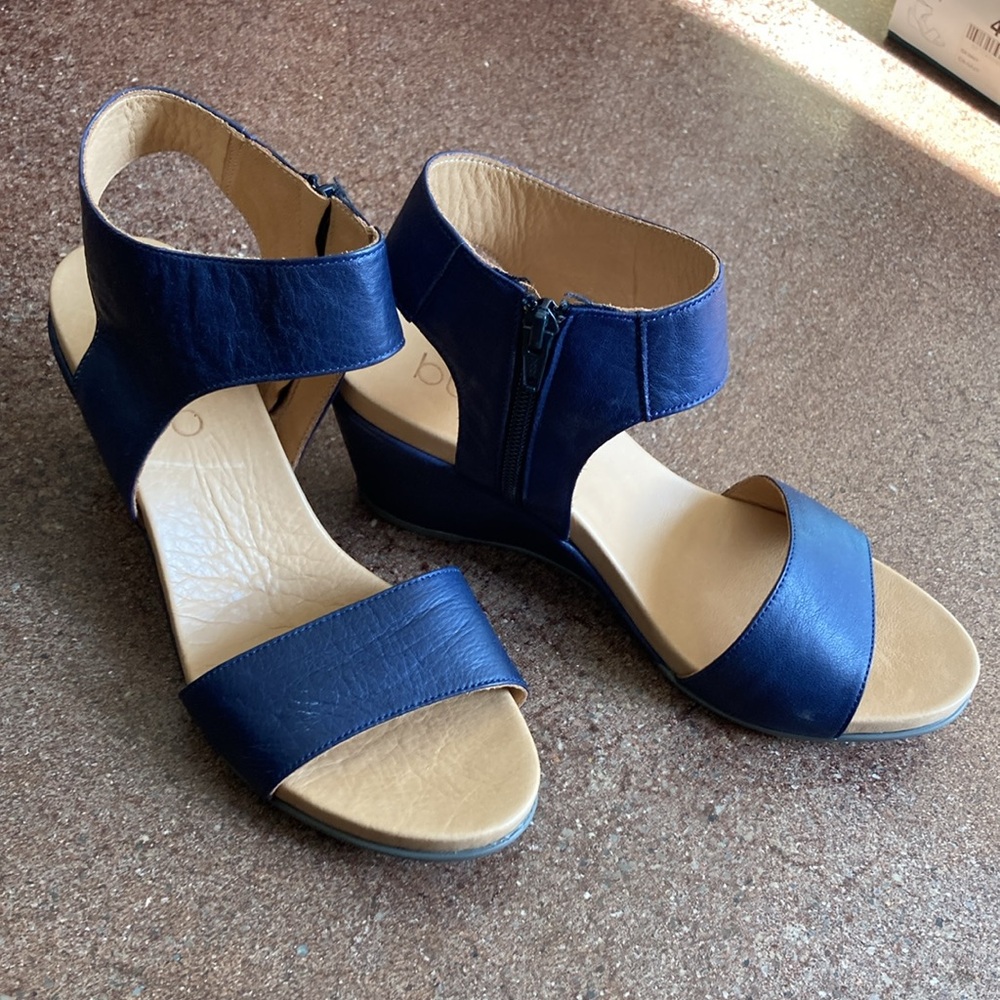 Bueno Ida wedges